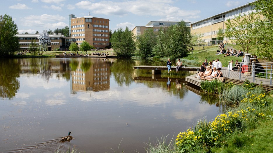 Bild på studenter