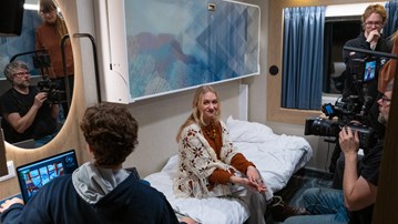 Bakom kulisserna på inspelning.