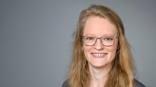 Porträtt på Auvikki de Boon, Forskare vid Statsvetenskapliga institutionen, Umeå universitet.