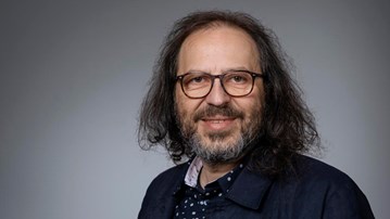 Porträtt på Dieter Müller, professor i Kulturgeografi vid Umeå universitet.