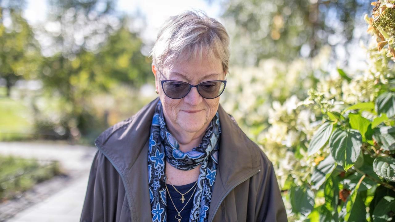 Portraits of Ellinor Ädelroth outside