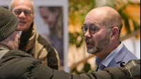 Fika efter en forskareVi bjuder på kunskap och fika. Populärvetenskapliga live-sända seminarier ger dig möjlighet att ta del av spännande medicinsk forskning.