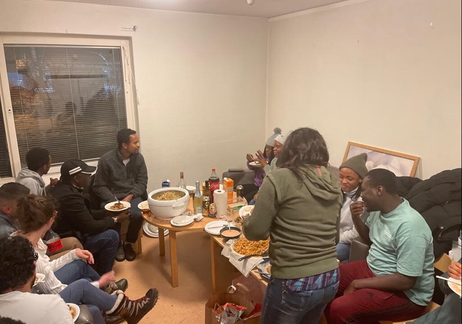 Image of public health students meeting for dinner party