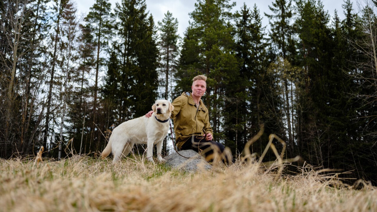Thomas Holt läser högskoleingenjörsprogrammet i elkraftteknik på distans